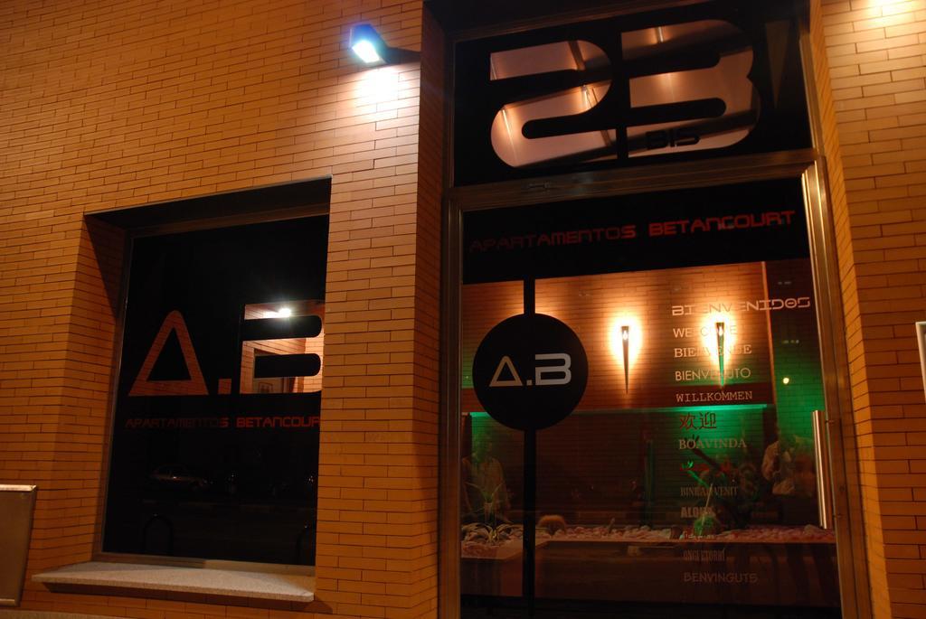 Hostal Boutique Suites Betancourt - Madrid — Fotos 1
